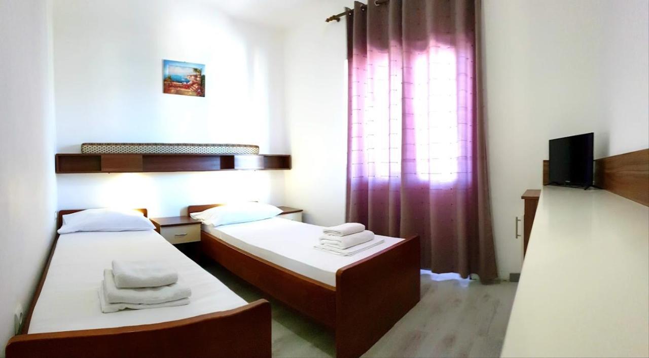 Hotel Oceanus Deny Pag Town Exterior foto
